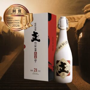 限定品主ぬーし二十一年甕貯蔵古酒40度720ml専用化粧箱入